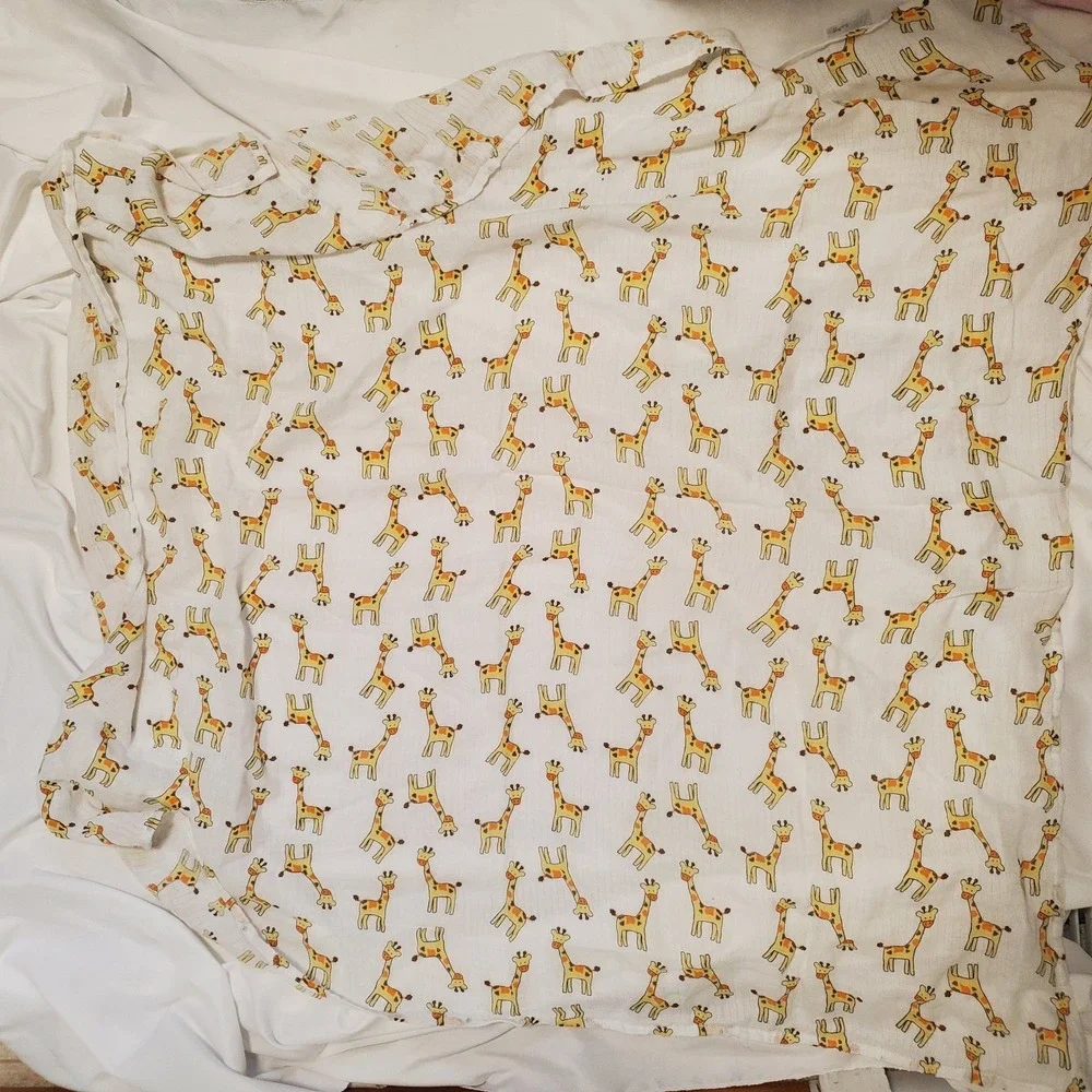 Ideal Baby Aden + Anais White Yellow Giraffe Muslin Blanket Infant Swaddle Lovey